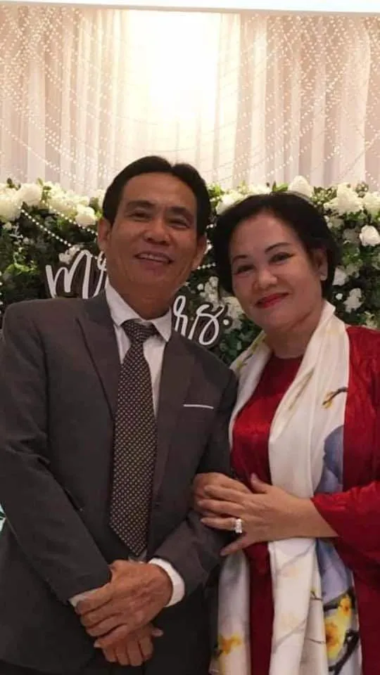 Dân tình phát 'sốt' trước bức ảnh soi cận nhan sắc của cặp thân sinh Hoa hậu Mai Phương