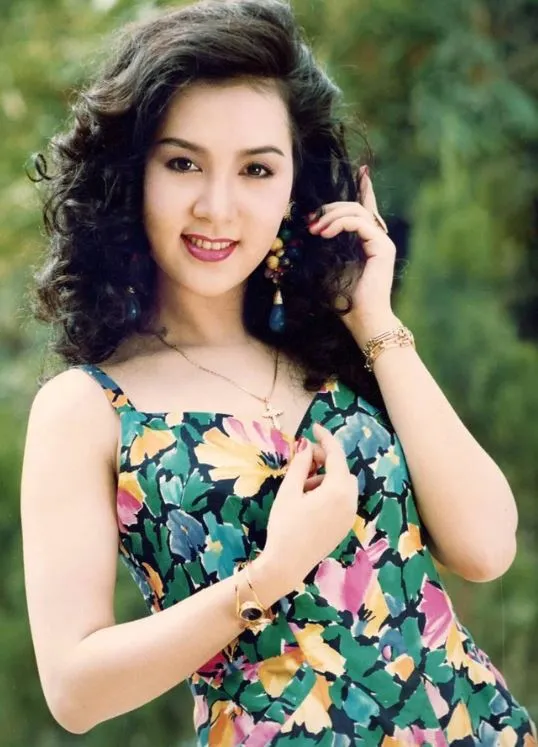 Nhìn lại dàn mỹ nhân đình đám thập niên 90 qua ống kính của NAG Đoàn Minh Tuấn