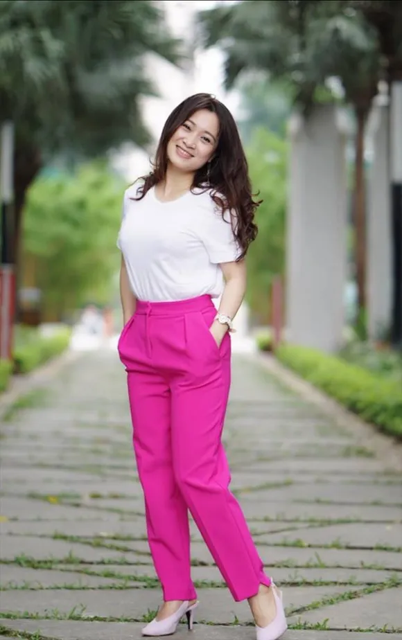 Cuộc sống kín tiếng xa rời ánh hào quang của Thu Nga sau khi Phía trước là bầu trời khuynh đảo màn ảnh nhỏ