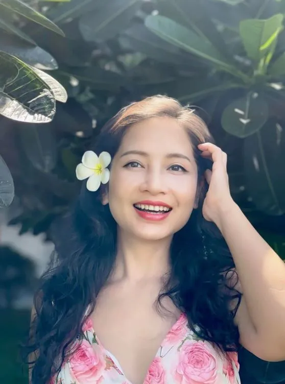 Cuộc sống kín tiếng của nữ sinh ngây thơ nhất Phía trước là bầu trời