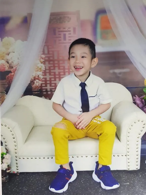 'Ông cậu dấm dớ' Bá Anh trong Thương ngày nắng về hiếm hoi khoe hình ảnh quý tử