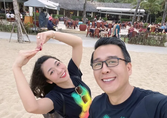 Vua Cá Koi khiến dân tình trầm trồ khi tự tay nấu ăn cho bà xã