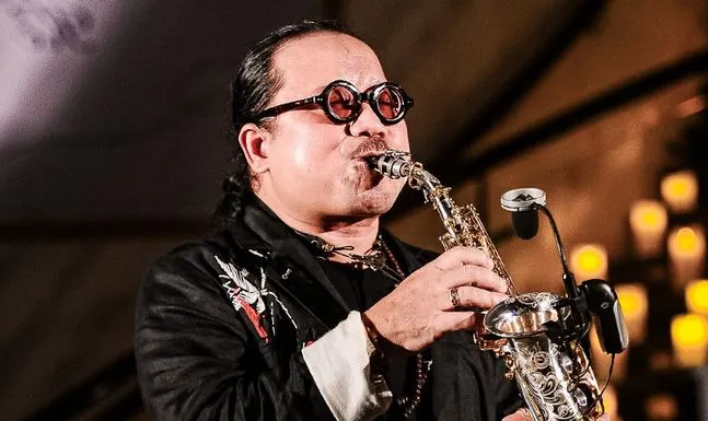 Nghệ sĩ saxophone Trần Mạnh Tuấn vẫn hôn mê sau ca phẫu thuật não lần 3