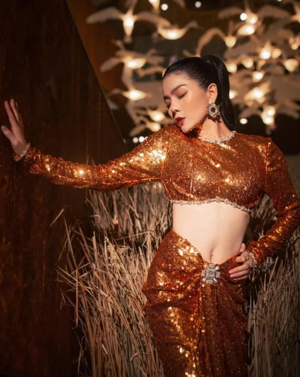Remix lại bản hit hơn 10 năm trước, Lệ Quyên 'đốn gục' trái tim khán giả