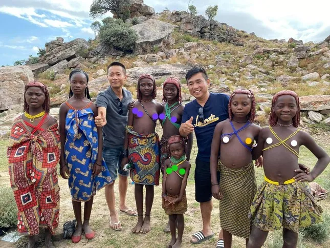 Bỏ qua đồn đoán về thu nhập khủng, điều thật sự mà Quang Linh Vlogs đem lại 'còn hơn cả sự tử tế'!