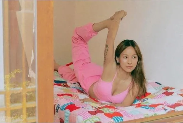 Lee Hyori khiến nhiều người tá hỏa với diện mạo xuống sắc