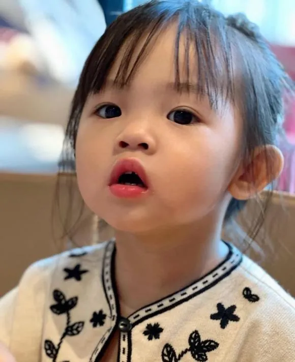 Loạt ảnh đời thường gây 'bão' của gia đình Cường Đôla