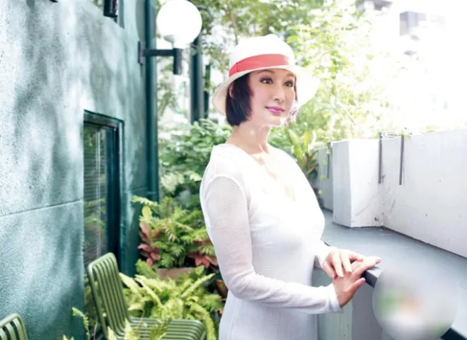 Nhan sắc kinh diễm của 'Võ Tắc Thiên' Phan Nghinh Tử ở tuổi 73
