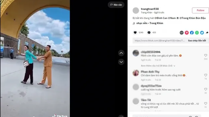 Trang Trần có động thái gây tranh cãi trước cổng Đại Nam giữa lúc bà Phương Hằng 'xộ khám'