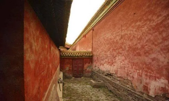 Vén màn bí ẩn: Lý do khiến lãnh cung trong Tử Cấm Thành quanh năm 'cửa đóng then cài'