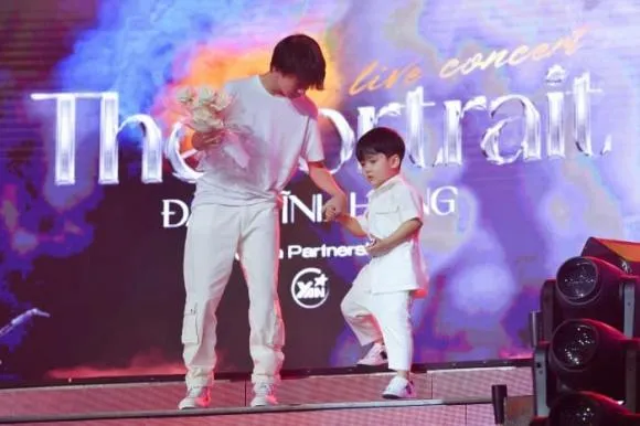 Đàm Vĩnh Hưng khiến dân tình 'ngã ngửa' khi bất ngờ tiết lộ danh tính con trai ruột 