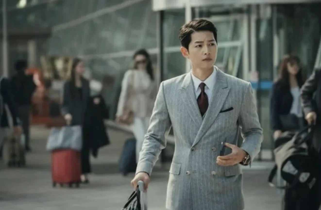 Song Joong Ki được hay mất gì hậu ly hôn Song Hye Kyo?