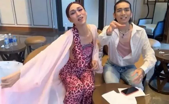Diệu Nhi và Anh Tú bị đàn em thân thiết tố 'vụ lợi' vì điều siêu lầy lội này