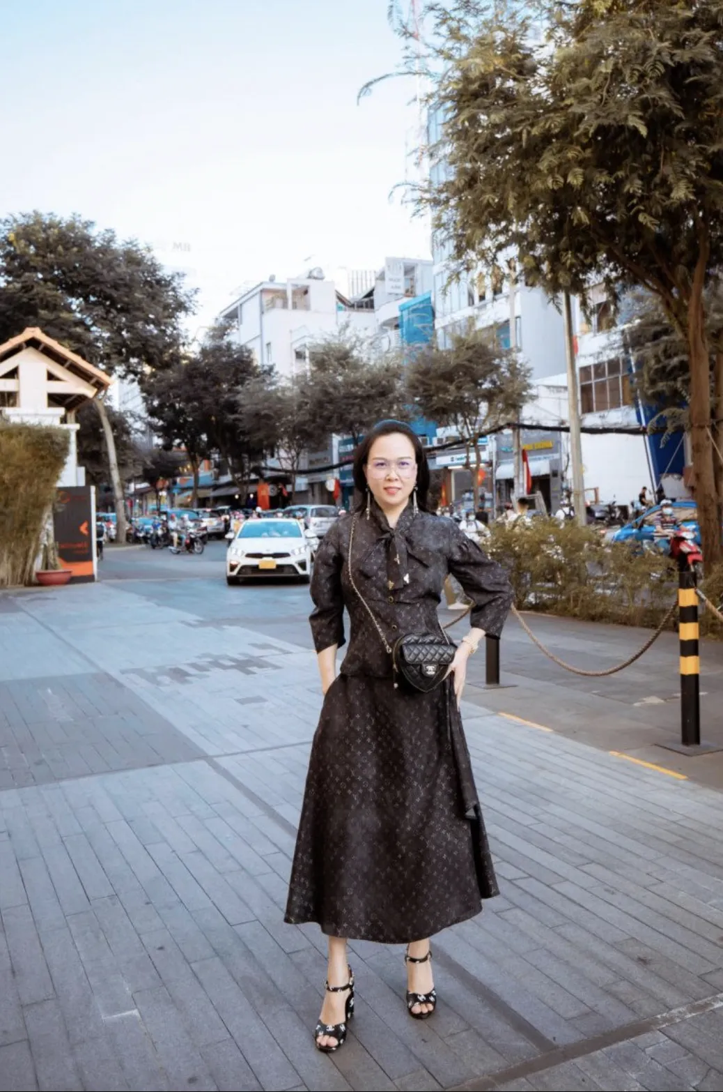 Phượng Chanel rũ bỏ lời nguyền 'phá giá đồ hiệu', chiếm spotlight với màn lên đồ cực sành điệu