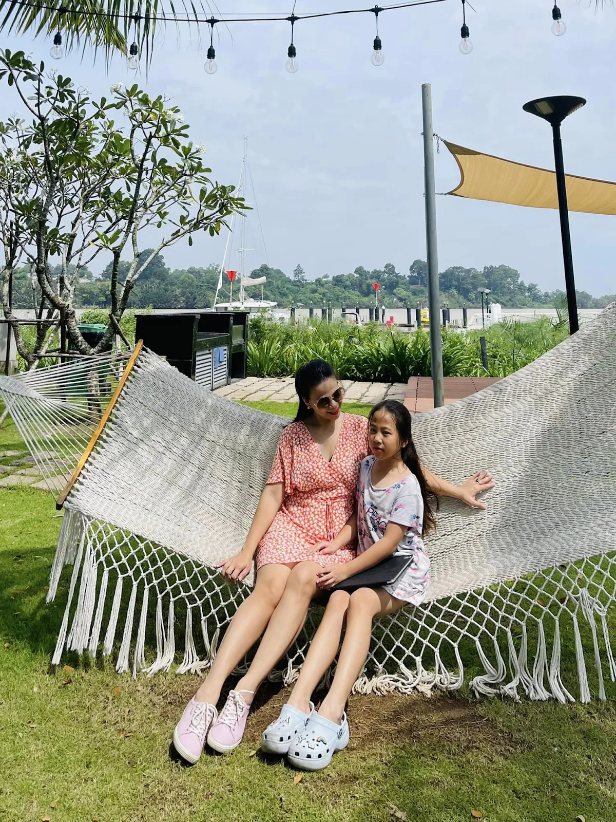 Vợ Shark Bình bất ngờ đăng đàn đầy ẩn ý giữa 'bùng binh tình ái'