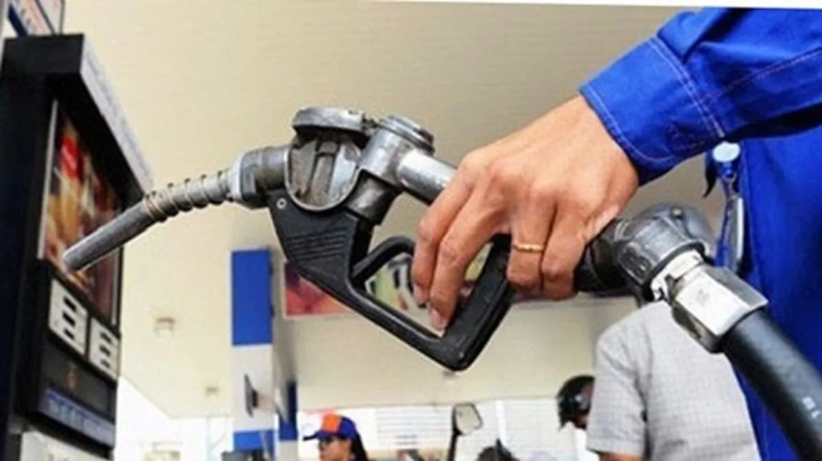 Giá xăng dầu hôm nay ngày 25/7: Đột ngột quay đầu 