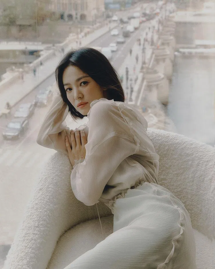 Song Hye Kyo là ngoại lệ của showbiz Hàn