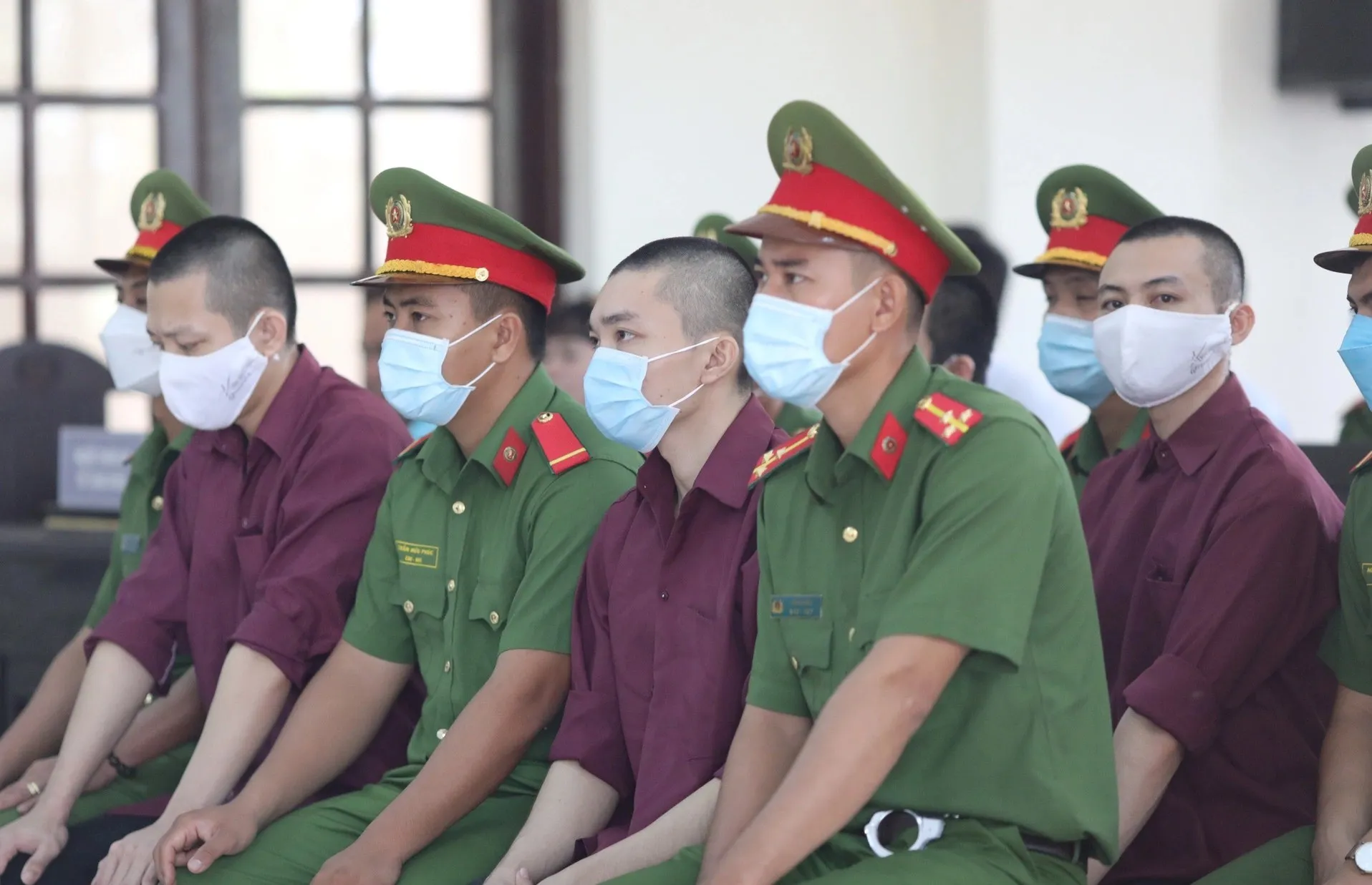 Ngày 2 xét xử vụ Tịnh Thất Bồng Lai: 'Thầy ông nội vắng' vì lý do gây sốc, 2 luật sư bị hành hung