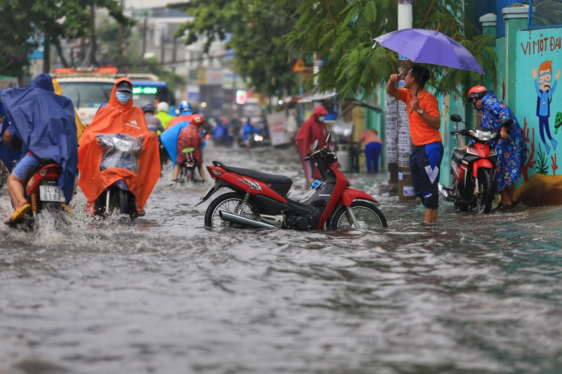 Bắc Bộ - Trung Bộ mưa lớn kéo dài đến bao giờ?