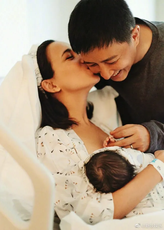 Tin nóng Cbiz ngày 9/9: Sinh nhật Dương Dương, Nhiệt Ba 'vượt mặt' Dương Mịch, hiện trạng Lộ Tư