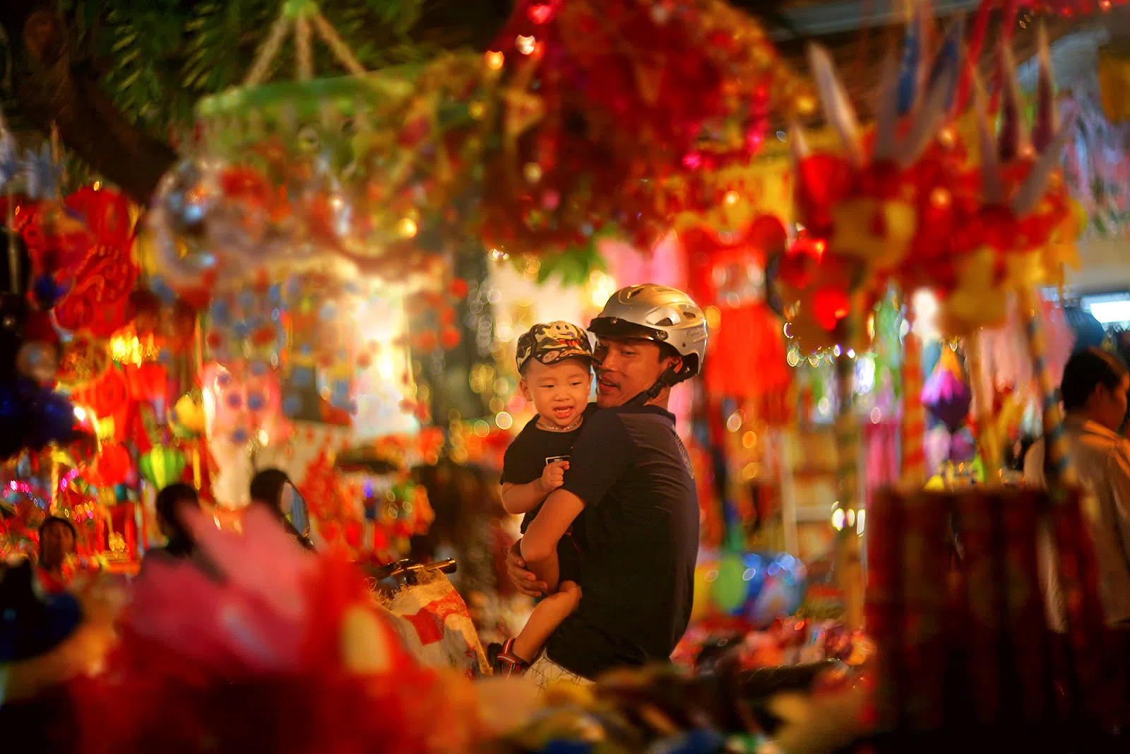 Thời tiết đêm Trung thu: Nam Bộ có mưa, liệu có lý tưởng để chiêm ngưỡng hiện tượng trăng cam tròn nhất 1 thế kỷ?