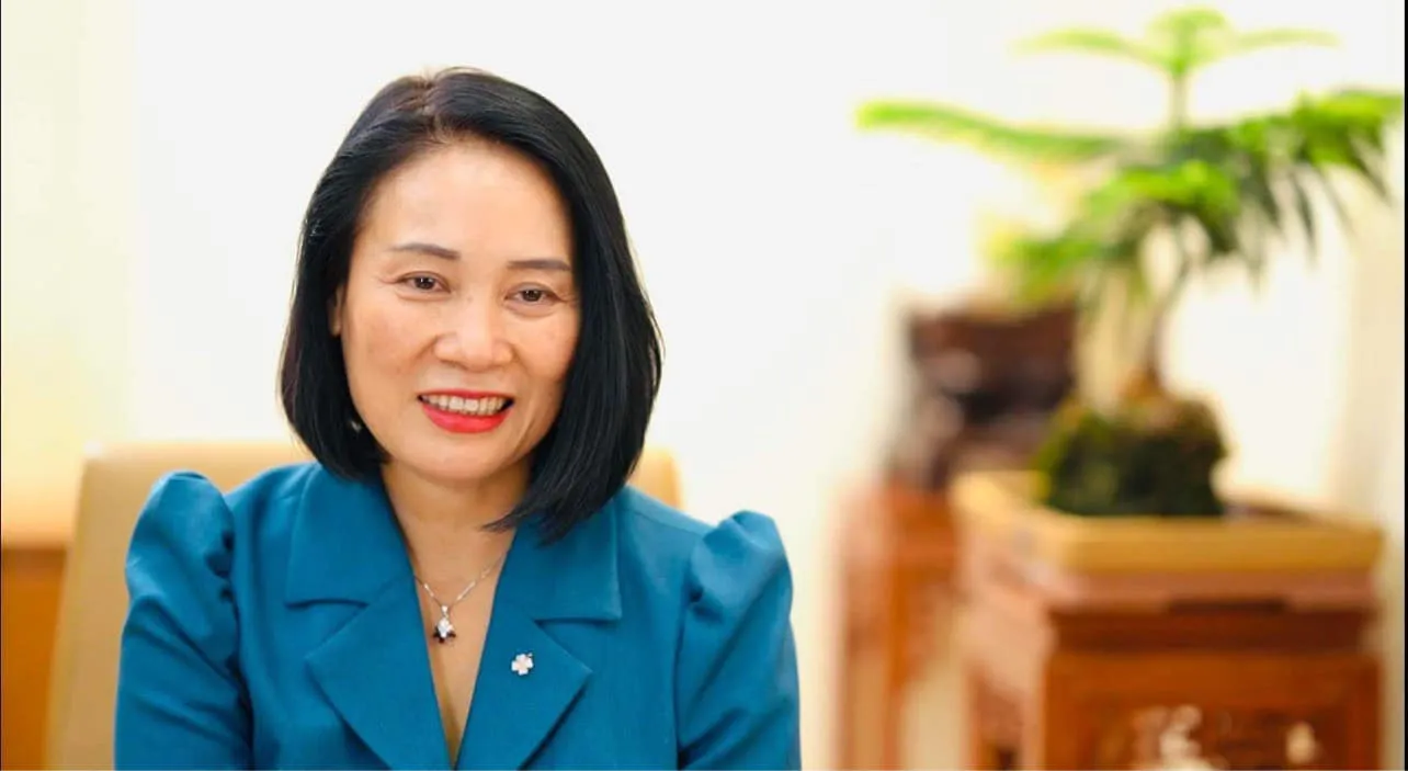 Tạ Bích Loan: Người phụ nữ có ảnh hưởng tại Việt Nam, nghĩa cử cao đẹp ở tuổi 50