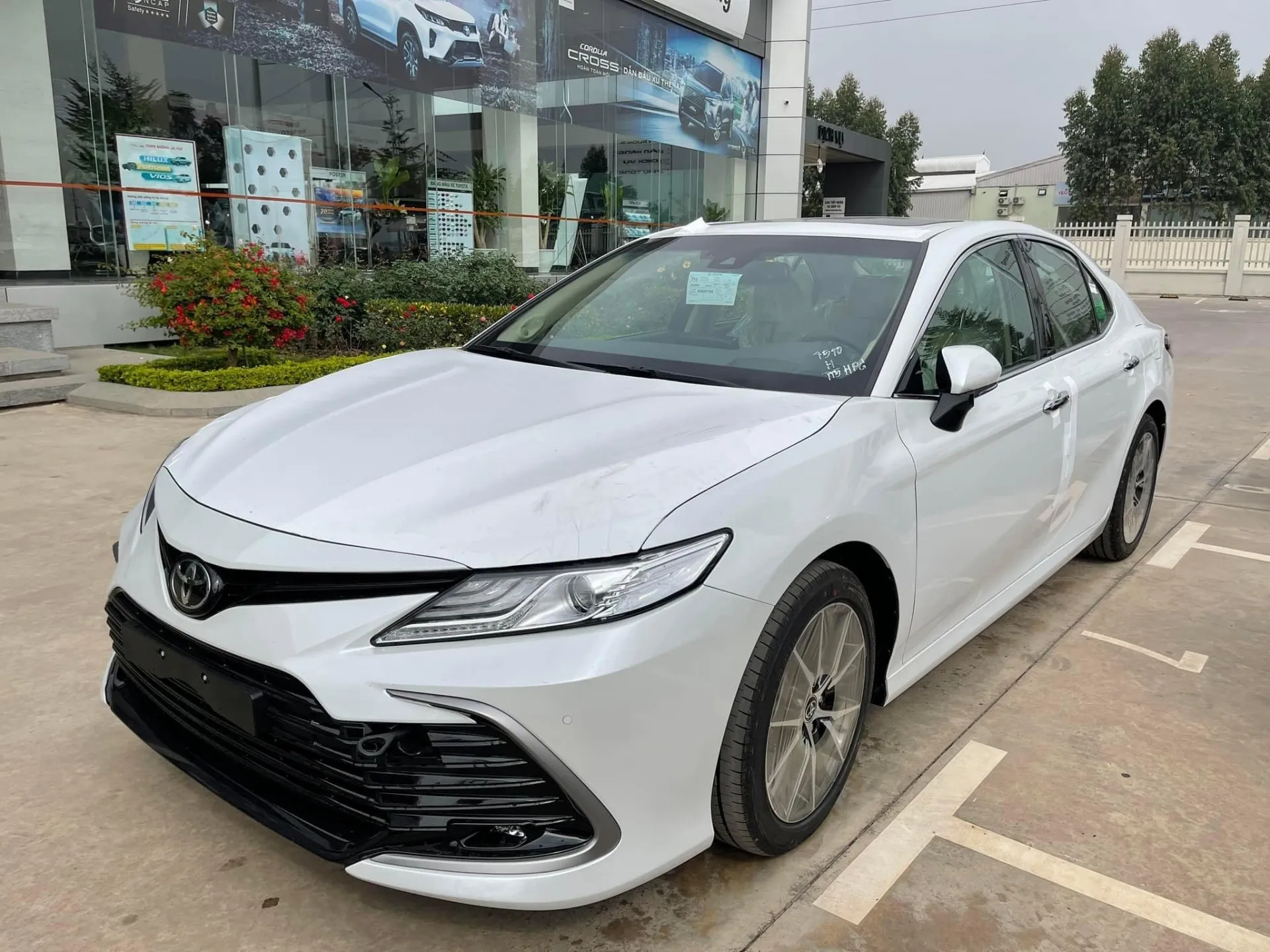 toyota-camry-2022-9