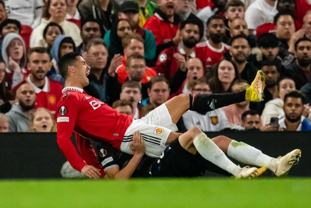 'Kẻ hủy diệt' Liverpool nhắc khéo, Ronaldo và MU đếm ngày chia ly? 184827