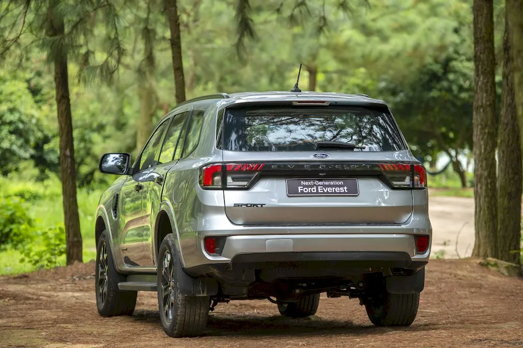 ford-everest-2023-3