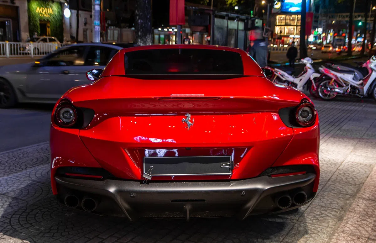 Cận cảnh Ferrari Portofino M đầu tiên về Việt Nam, giá khoảng 15 tỷ đồng 180529