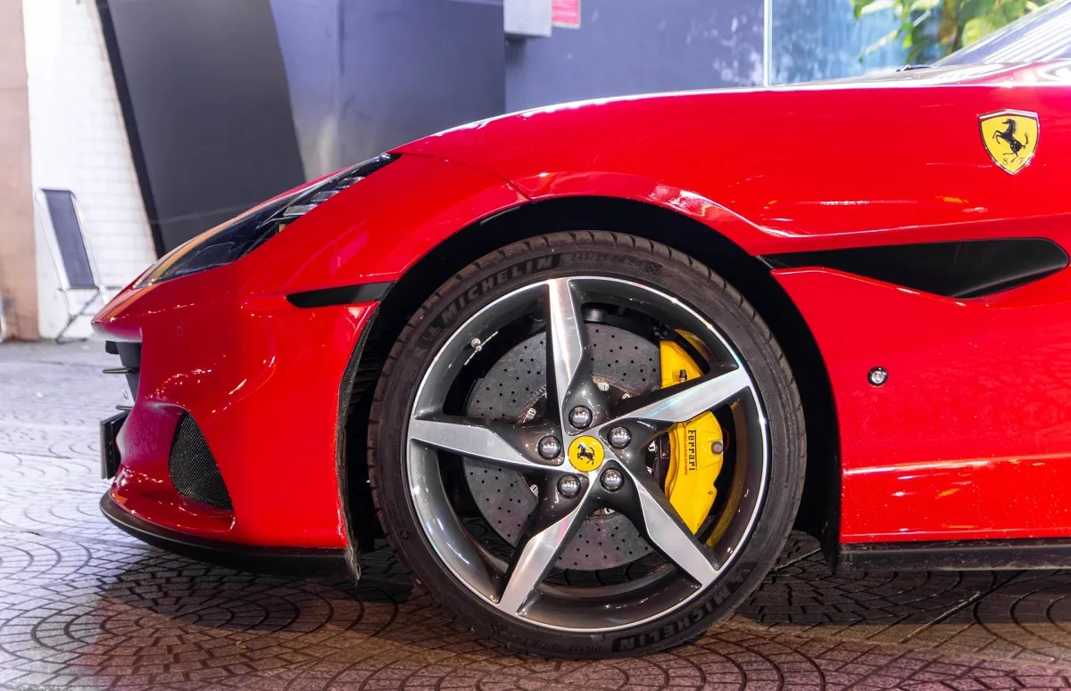 Cận cảnh Ferrari Portofino M đầu tiên về Việt Nam, giá khoảng 15 tỷ đồng 180532