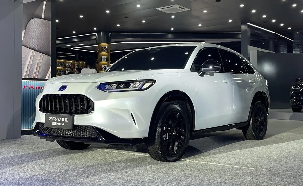 SUV cỡ B của Honda ra mắt với thiết kế như Maserati, dùng động cơ hybrid 181759