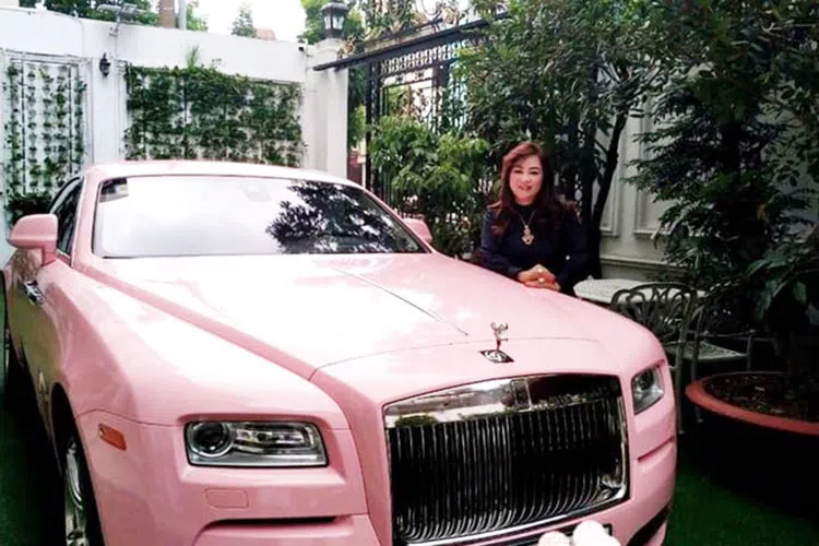 Xe siêu sang Rolls-Royce và 