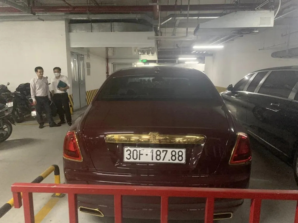 rolls-royce-ghost-ma-vang-1