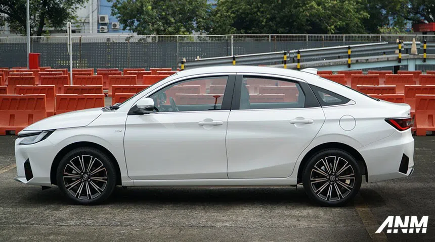 Cận cảnh Toyota Vios 2023 sắp về Việt Nam: giá từ 491 triệu, thiết kế như Camry 202094