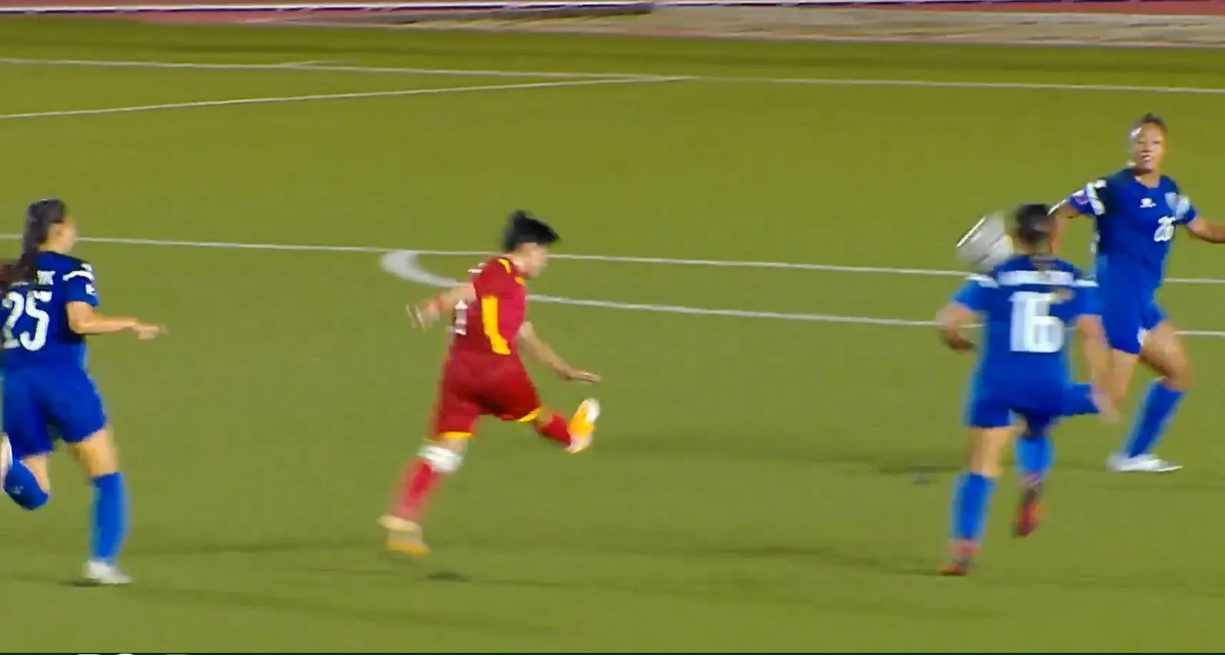 Trực tiếp nữ Việt Nam 0-0 nữ Philippines: Thế trận giằng co 158492