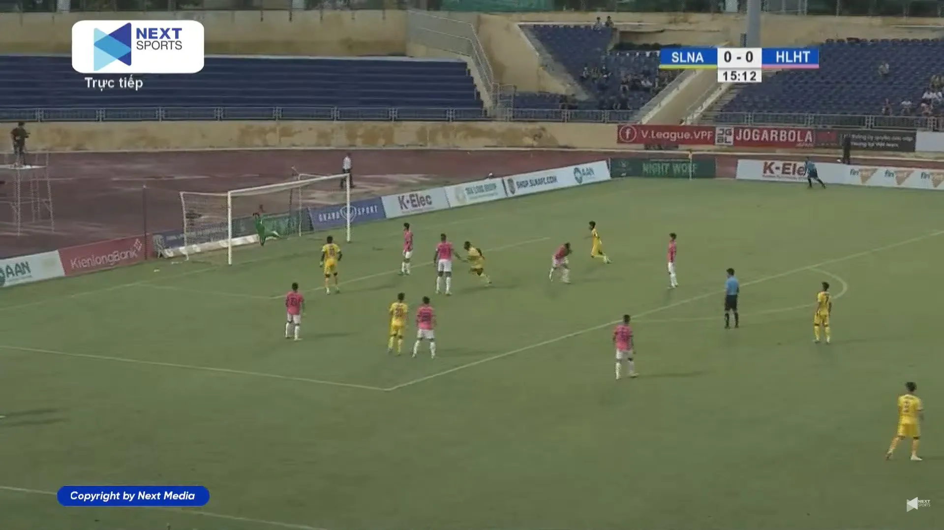 Trực tiếp SLNA 0-0 Hà Tĩnh: Thế trận giằng co 158464