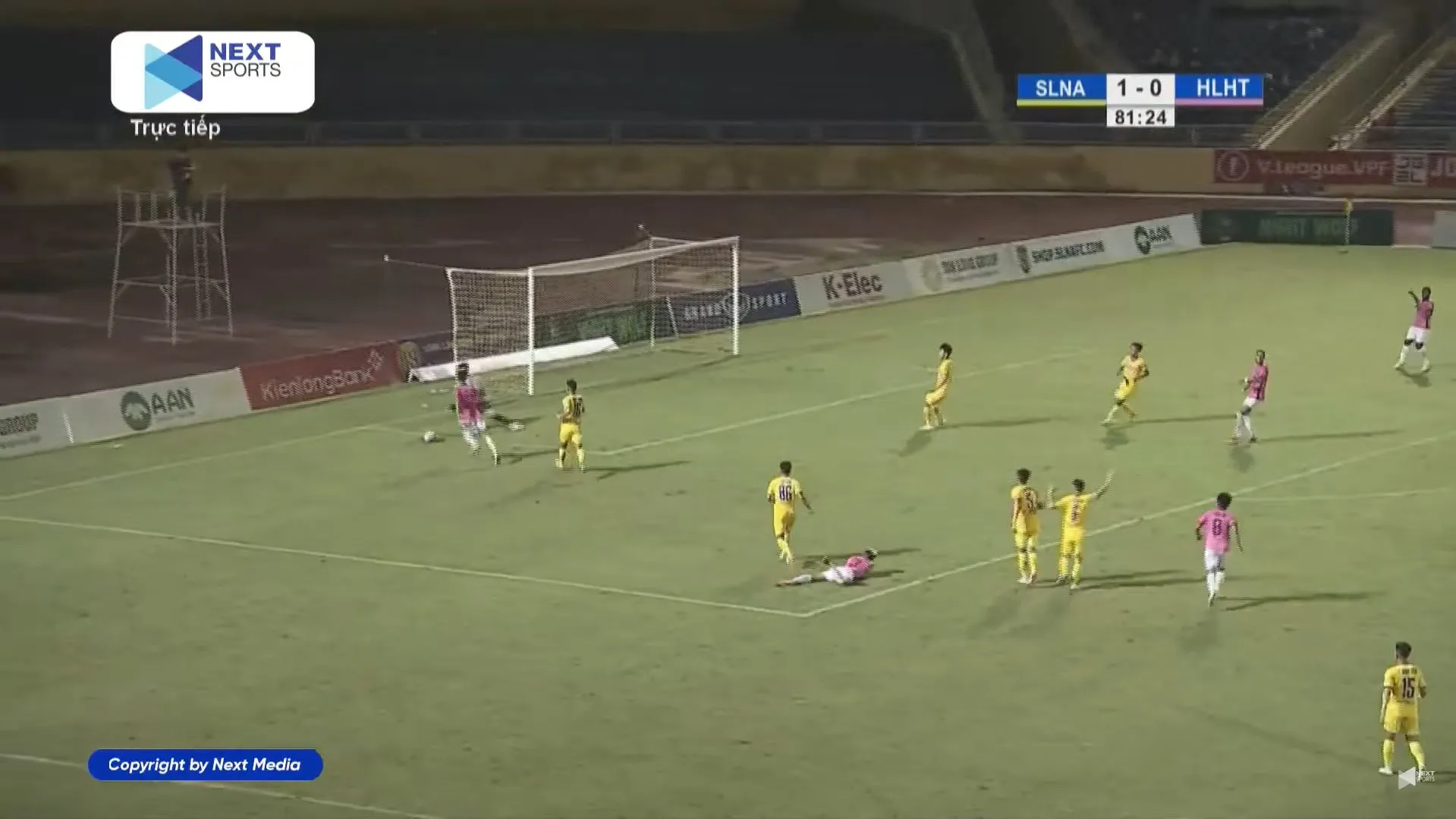 Trực tiếp SLNA 1-0 Hà Tĩnh: Chủ nhà trên cơ 158504