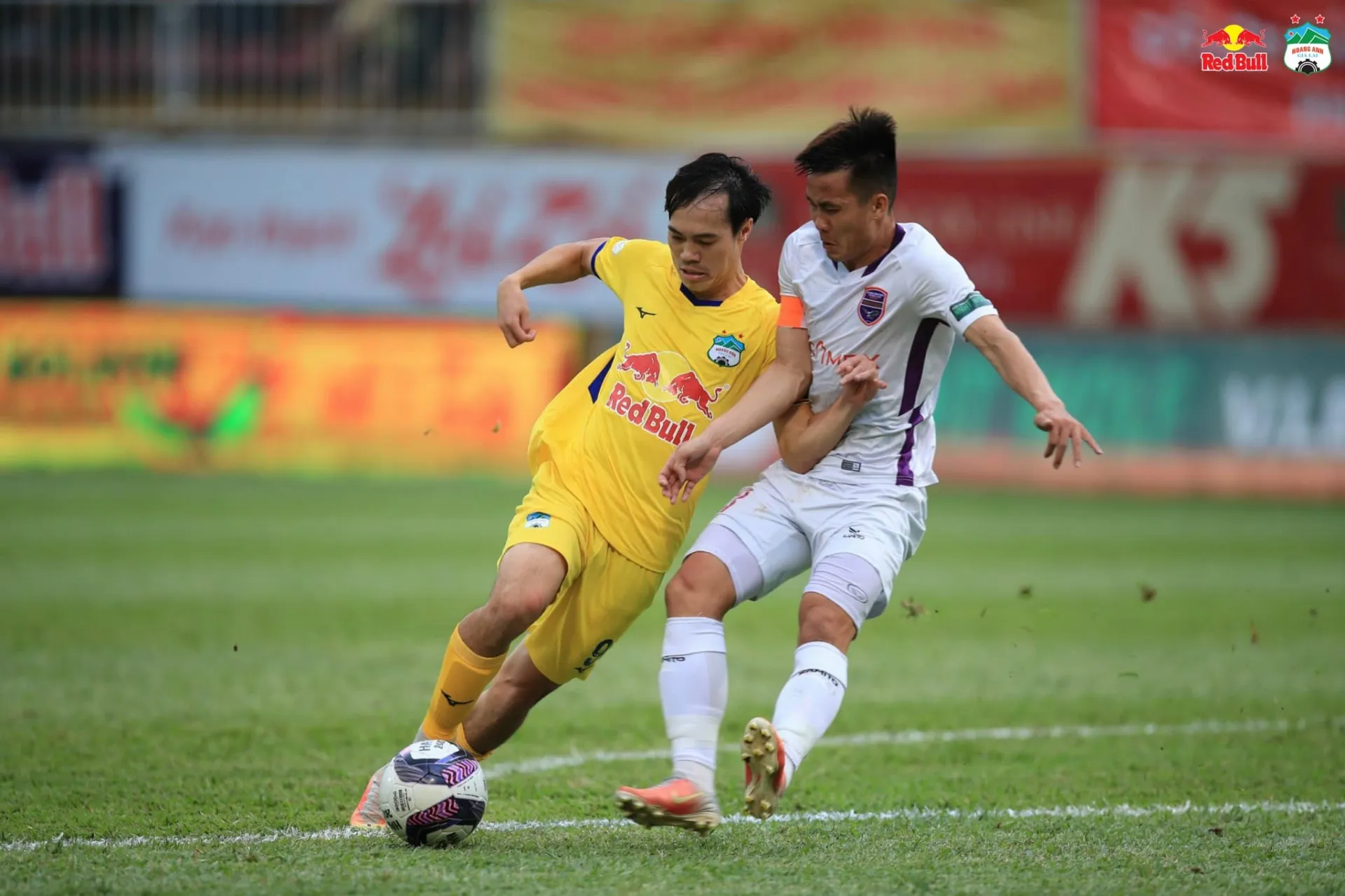 Văn Toàn 'mở tài khoản', HAGL thắng trận thứ 3 liên tiếp ở V-League 160298