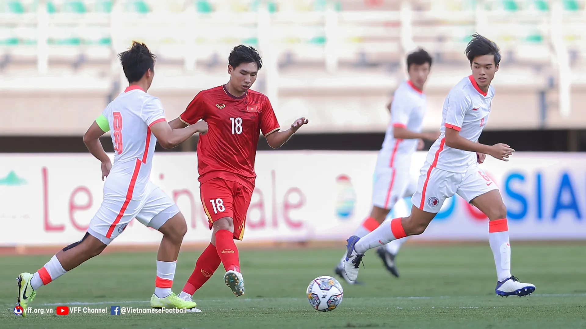 HLV Hồng Kông: 'U20 Việt Nam quá giỏi, chúng tôi đã bị choáng ngợp' 187539