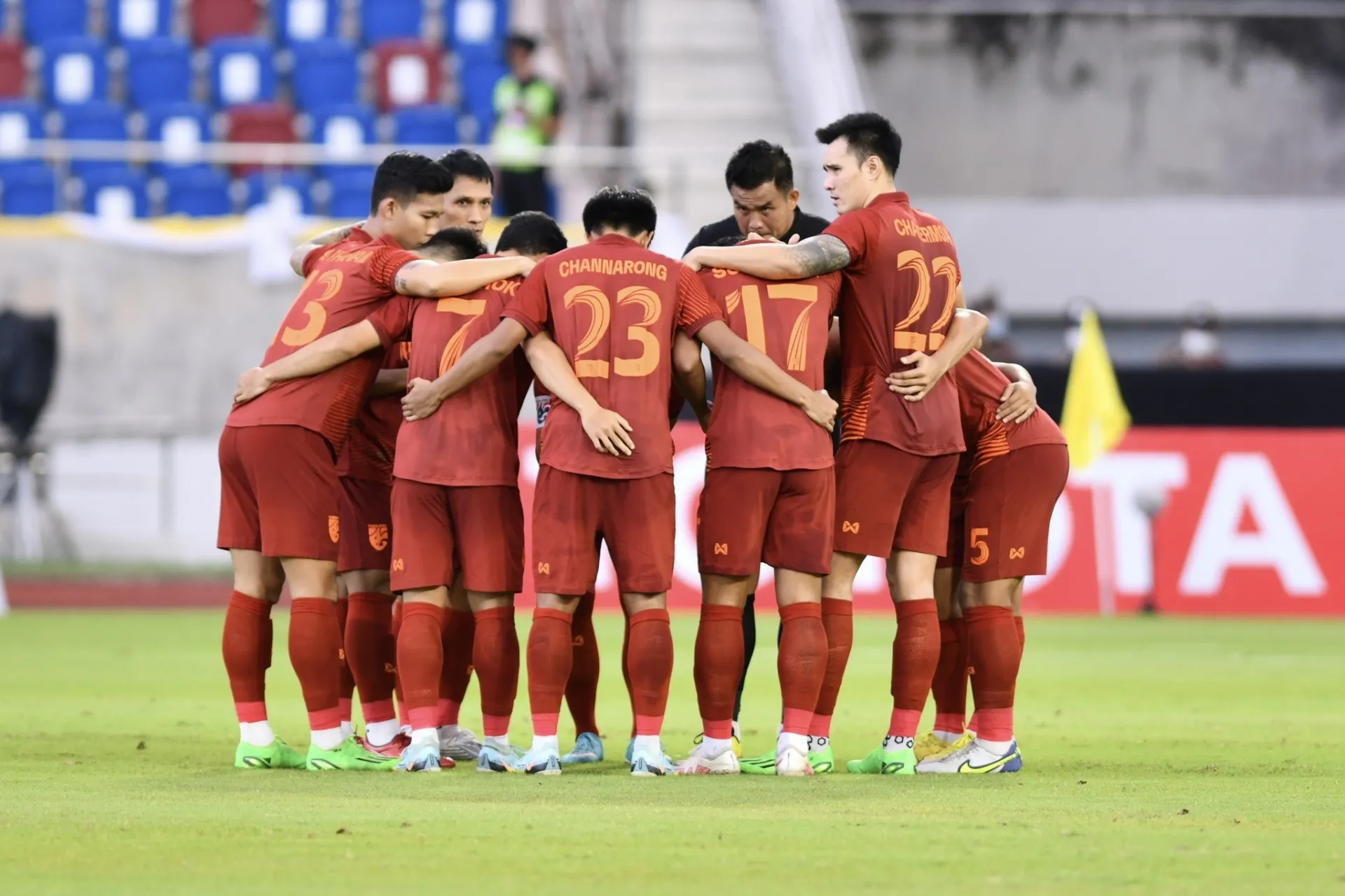 HLV bị chê kém tài, Thái Lan mất nửa đội hình chính ở AFF Cup 2022? 197803