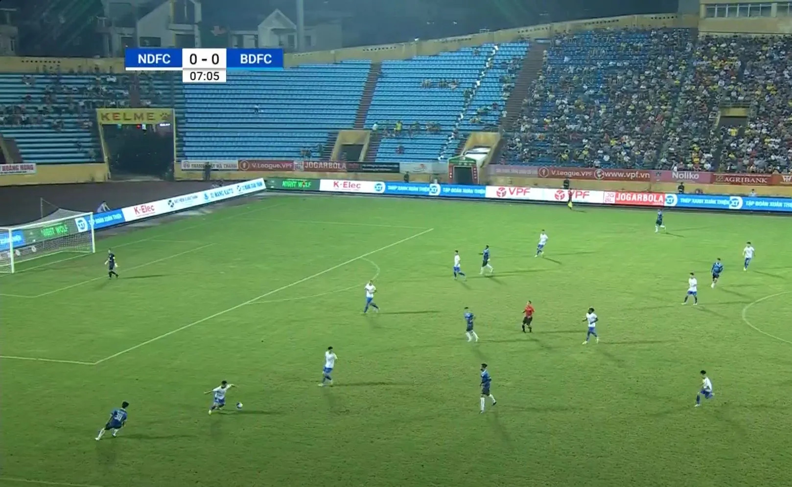 Trực tiếp Nam Định 0-0 Bình Định: Đội khách lấn lướt 199553