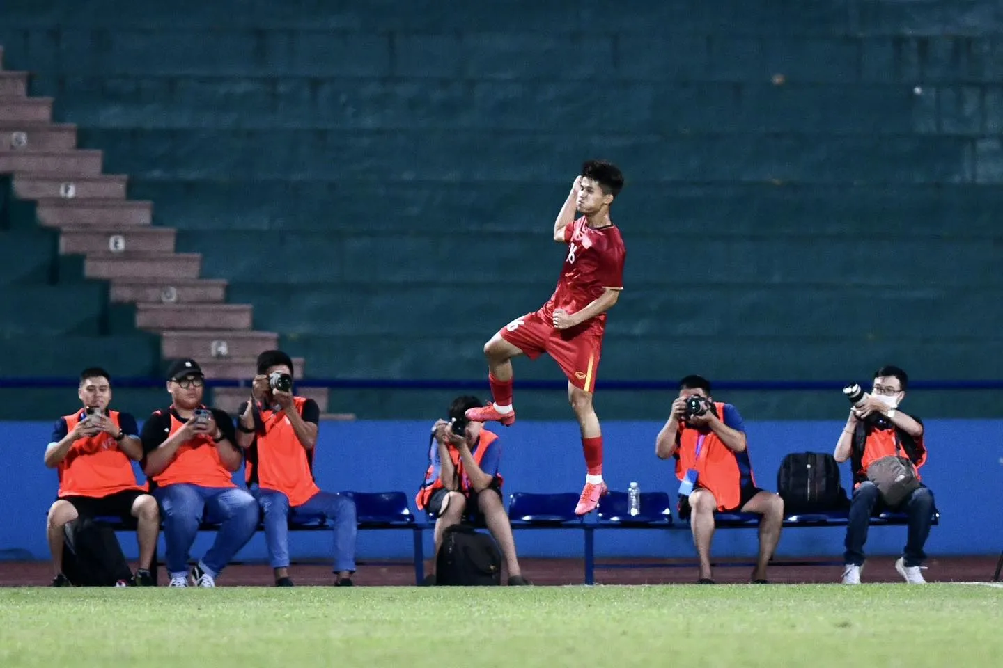 Trực tiếp U17 Việt Nam 2-0 U17 Thái Lan: Nhân đôi cách biệt 200015