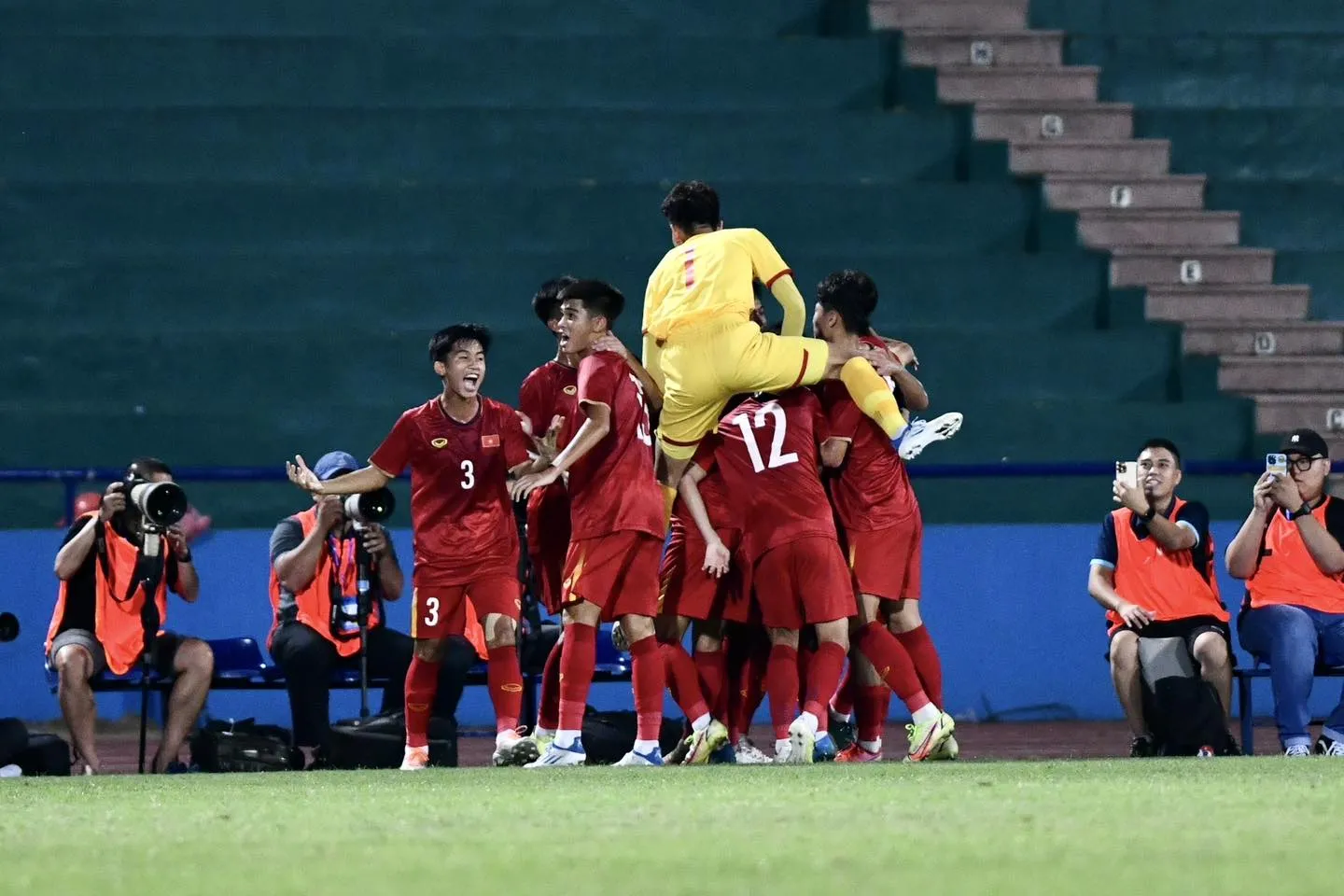Trực tiếp U17 Việt Nam 2-0 U17 Thái Lan: Nhân đôi cách biệt 200016