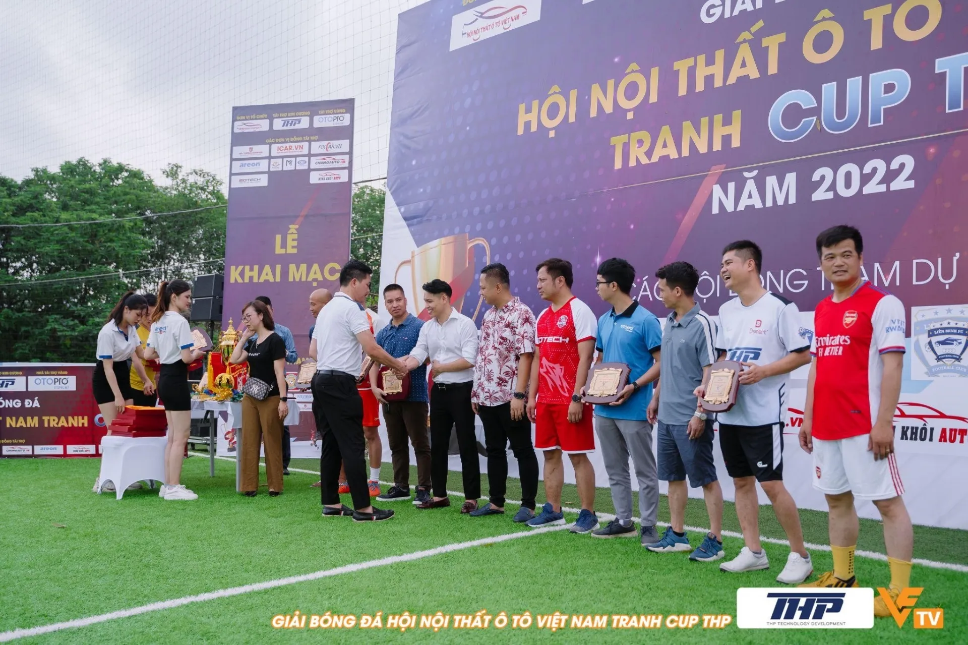 12 Nhà tài trợ vàng của giải bóng đá hội nội thất ô tô Việt Nam tranh cup THP 157180
