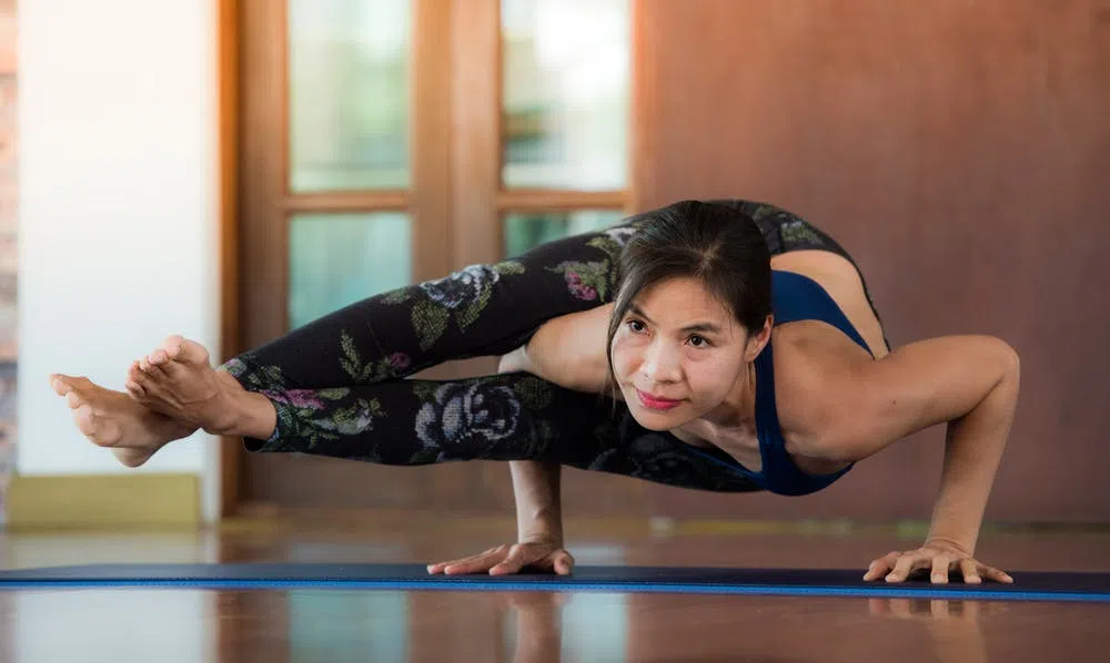 Các tư thế yoga đẹp mắt