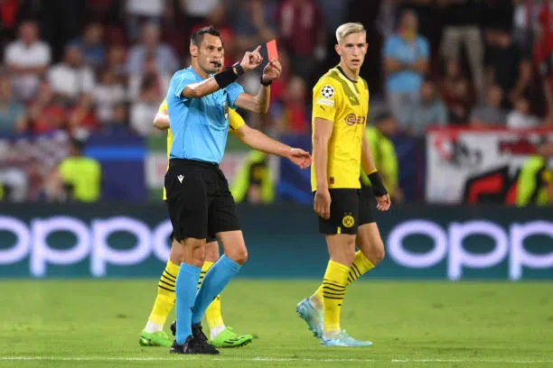 Trực tiếp Sevilla 0-3 Dortmund: Thần đồng lên tiếng 198025