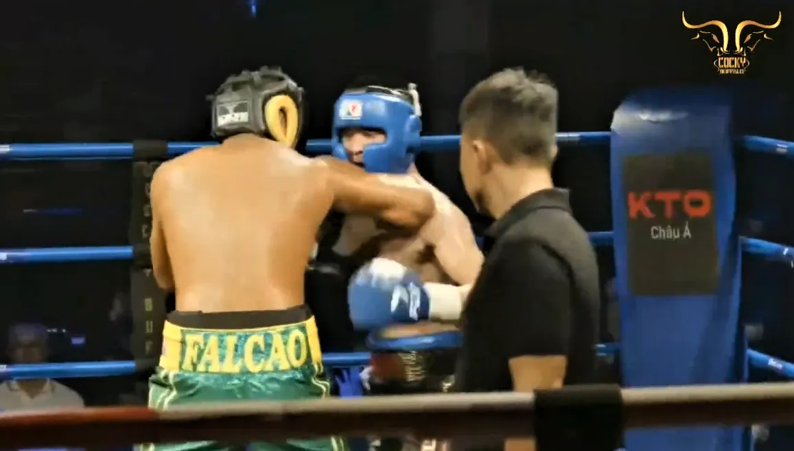 Giao hữu Boxing: 'Độc cô cầu bại thế giới' hủy diệt võ sĩ Việt Nam 200471