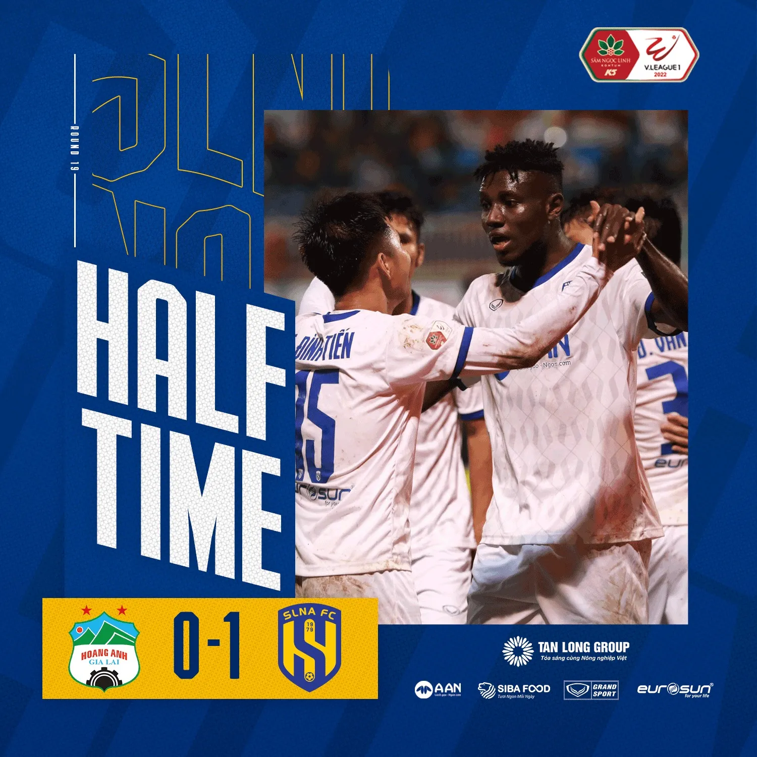 Trực tiếp HAGL 0-1 SLNA: Kiatisak thay người sớm! 202828