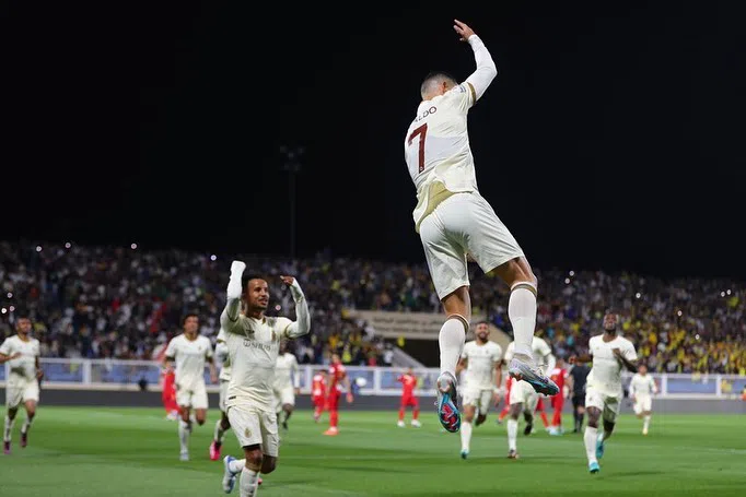 Trực tiếp Damac 0-3 Al Nassr: Hat-trick cho Ronaldo-252209